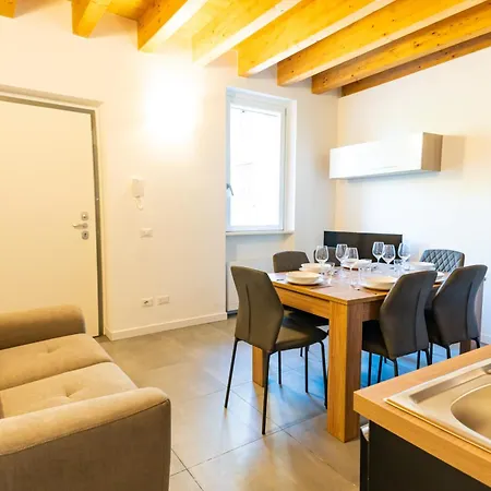 San Carlo Арона